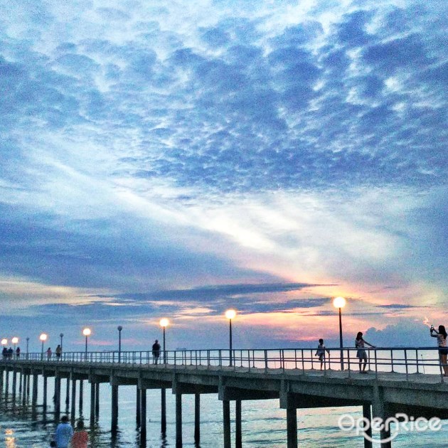 Sepat 景点 tanjung Tanjung Sepat丹绒士拔华人新村，一生必去一次的情人桥！