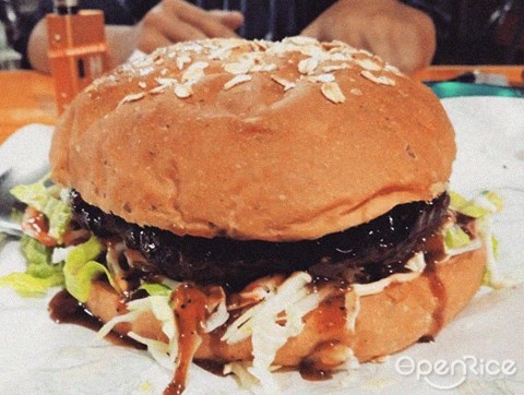 Yazid Burger, Biggest burger, Big Burger, KL, Sabah, Penang