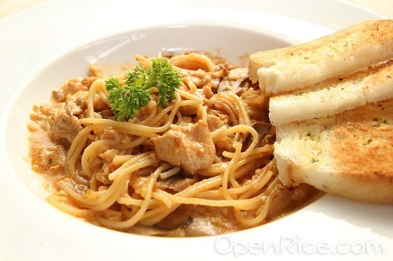 South Pacific Cafe and Boutique, Taman Segar Perdana, Cheras, Chicken and Mushroom Spaghetti