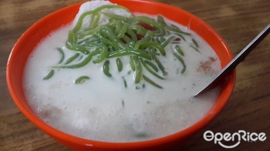 six must try desserts in Penang, Penang Road Famous Teochew Chendul, Penang Road Famous Chendol, Ais Kacang Kafe Kek Seng, Macallum Street Hock Seng Rojak, China House cakes, The Sweet Temptations Shop House, Sweet i