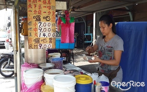 best Penang rojak in Penang, best Chinese rojak in Penang, best fruit rojak in Penang, best rojak in Penang, Hock Seng Rojak, Hong Seng Rojak Gat Lebuh Cecil, Macallum Street Hong Seng Rojak, G P Soon Rojak, Stall 77 Penang Best Rojak Gurney Drive Hawker Centre, Ah Chye’s Best Rojak, 101 Rojak Ho Wei Jeng, 101 Rojak Penang Esplanade, Restoran Joo Huat Rojak, Penang Road Rojak, Lebuh Keng Kwee Rojak, Joo Hooi Cafe rojak