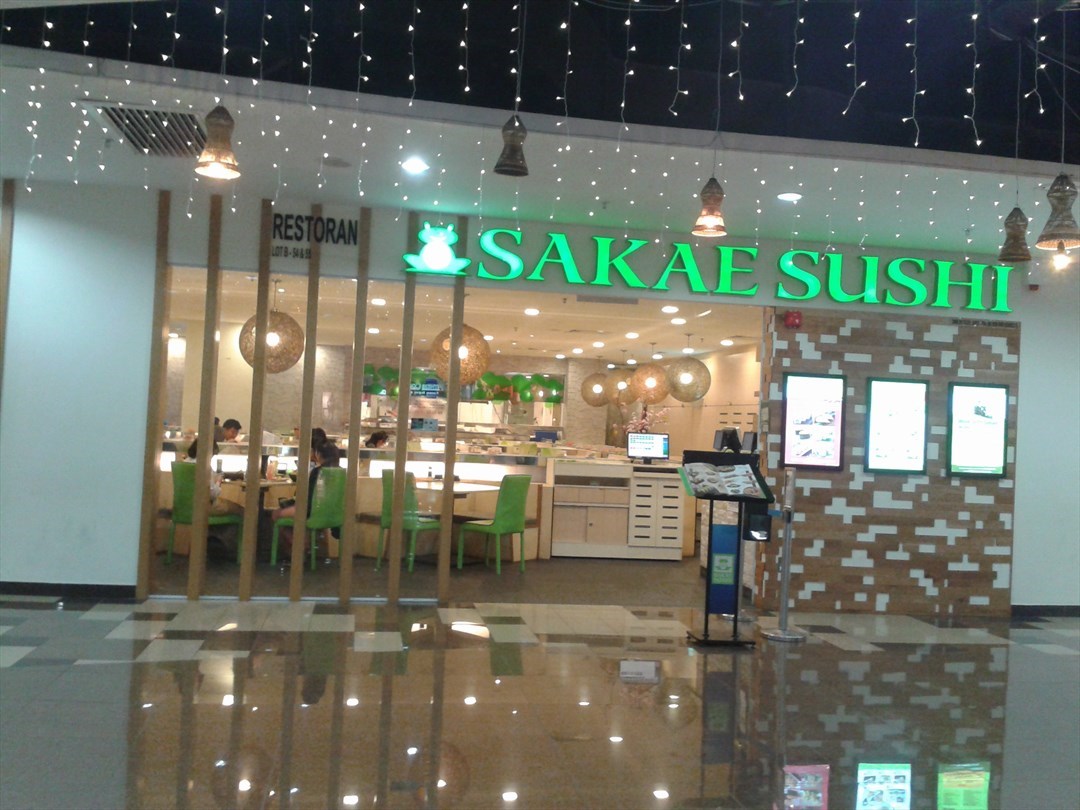 Sakae sushi kuching