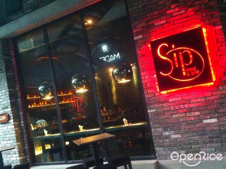 Sip Wine Bar's Photo Malaysian variety Pizza/Pasta Bar & Pub in Damansara Perdana Klang Valley
