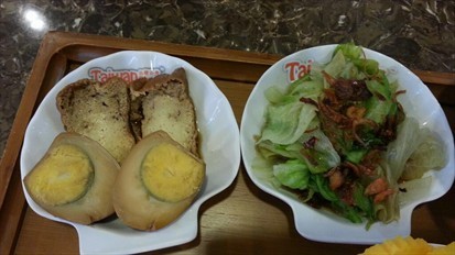 Braised Egg, taufu and soya sauce lettuce