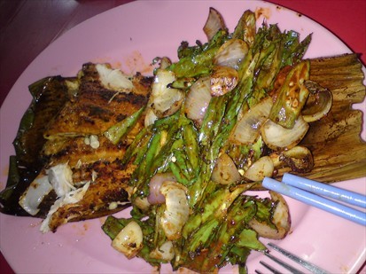My grilled ikan pari.. Mamamia!